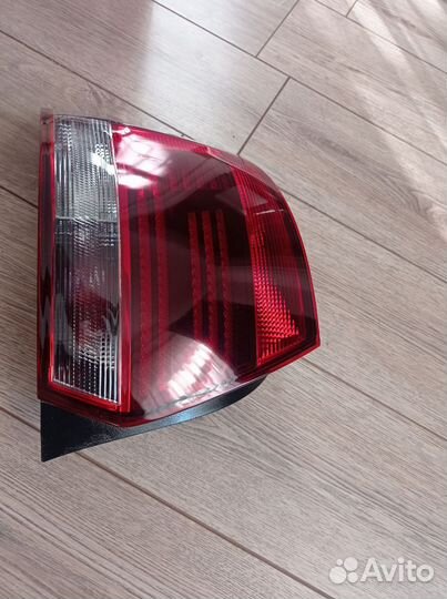 Фонарь задний левый Volkswagen Polo 2015-2020