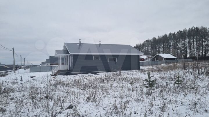 Коттедж 100 м² на участке 10 сот.