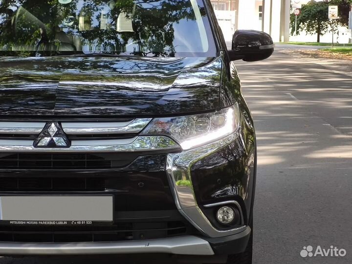 Mitsubishi Outlander 3.0 AT, 2015, 150 000 км