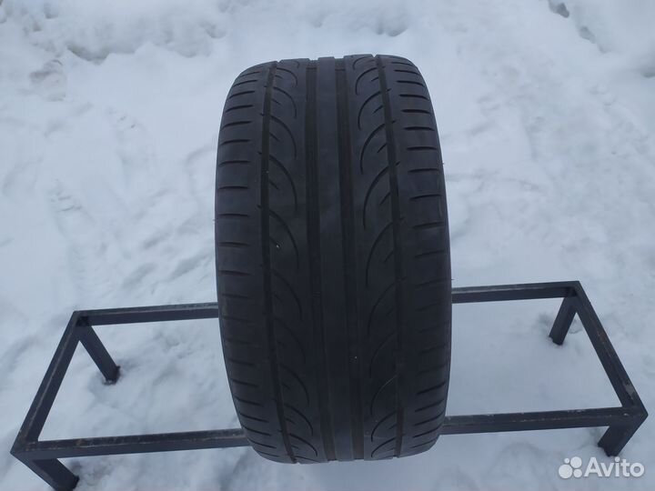 Hankook Ventus V12 Evo2 K120 275/35 R19 100Y