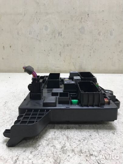 Блок предохранителей Opel Astra J Z16XER 2010