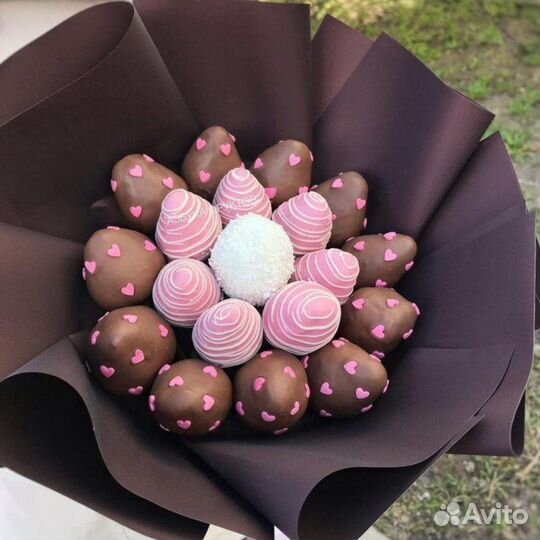 Букет из клубники в шоколаде