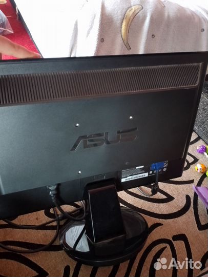 Монитор Asus