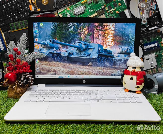 Шустрый Белый ноутбук на подарок с SSD