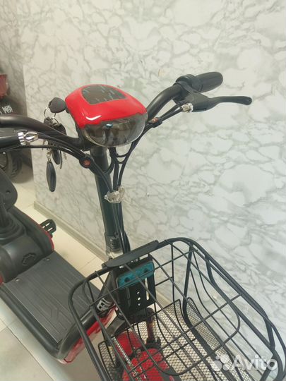 Электроскутер