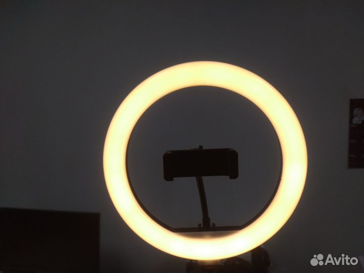 Кольцевая лампа со штативом
