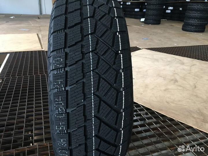 Windforce IcePower UHP 215/55 R18 95H