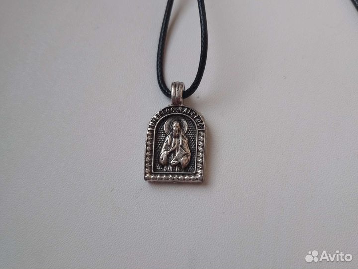 Нательная иконка с 