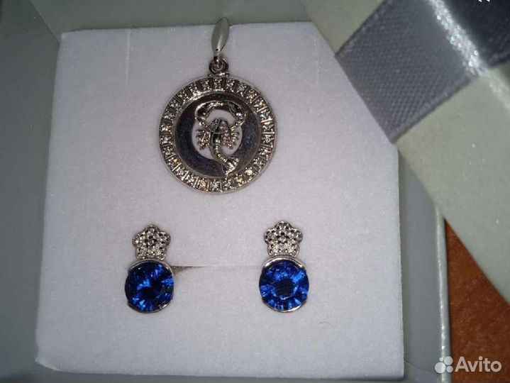 Серьги и подвеска