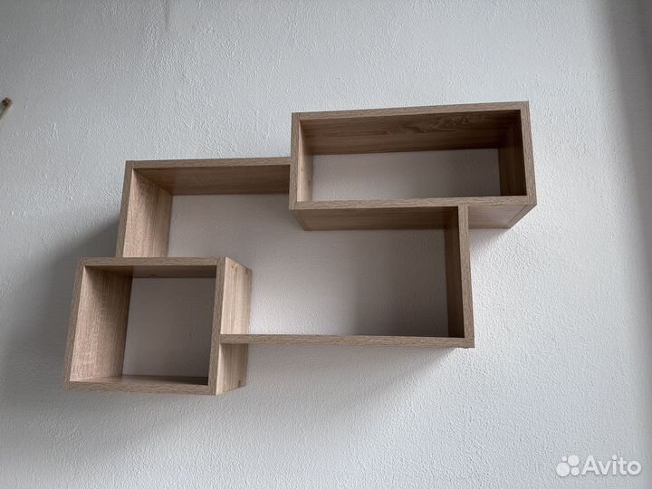 Полка настенная 89 на 55 см