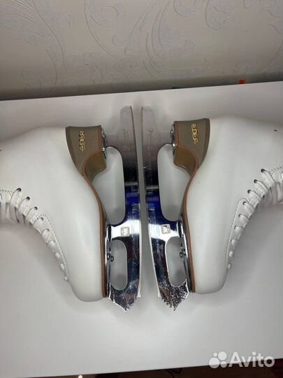 Фигурные коньки edea overture 225