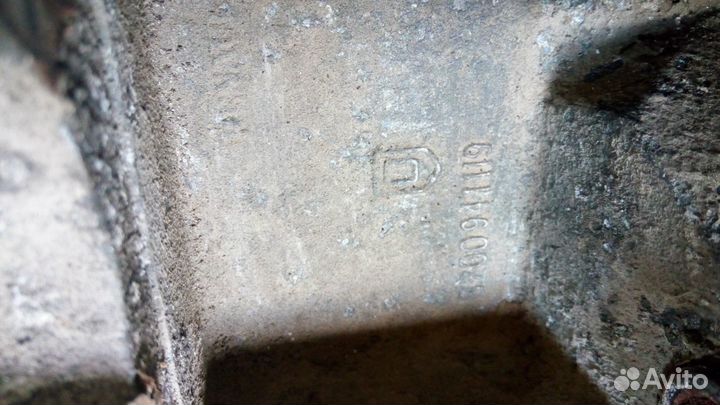 Кронштейн генератора Рено 8200819813.8200941119