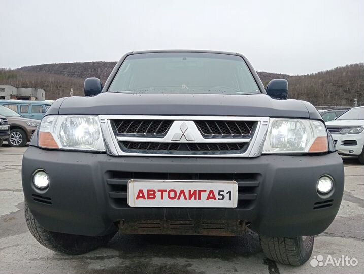 Mitsubishi Pajero 3.2 AT, 2005, 260 403 км