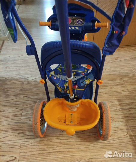 Трехколесный велосипед