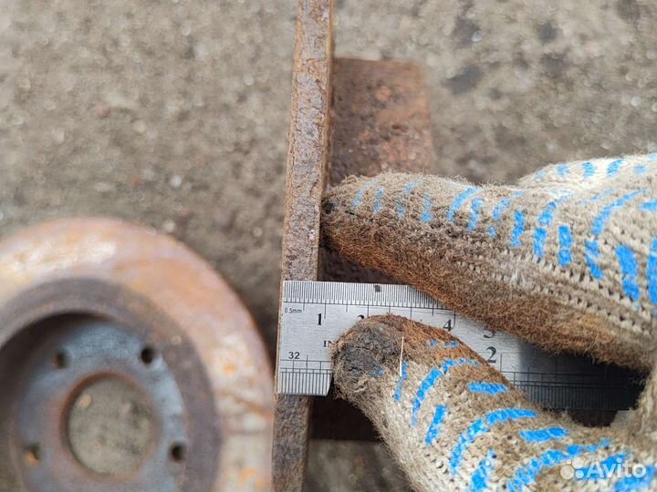 Задние тормозные диски Ниссан Примера П12