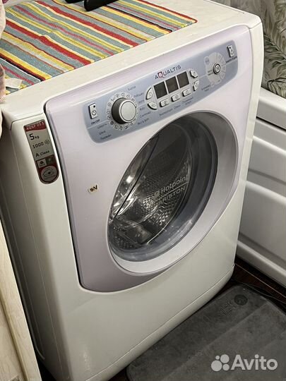 Стиральная машина Hotpoint ariston aqualtis