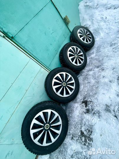 Колеса от VW Tiguan 215/65/17 Tigar