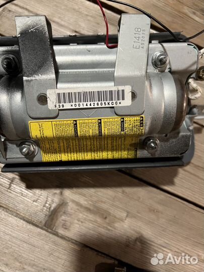 Подушка безопасности Toyota Alphard в панель