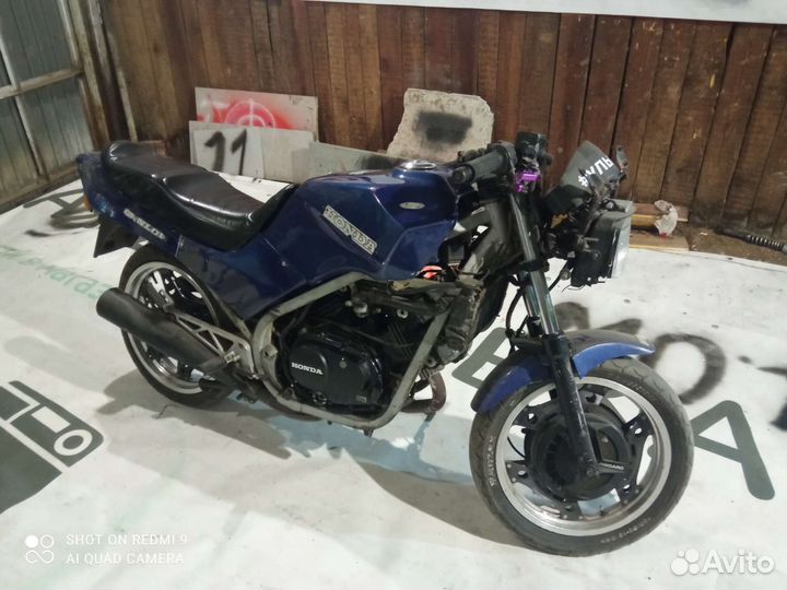 Honda vt250f