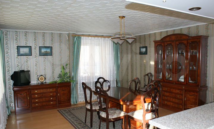 4-к. квартира, 173 м², 2/6 эт.
