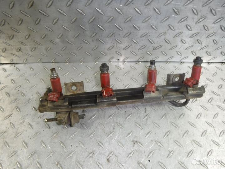 Форсунка топливная Suzuki Baleno