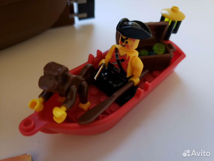 Конструктор Корабль пиратский Brick