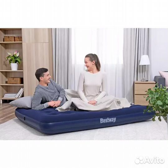 Надувной матрас 137х191х22см, до 150кг