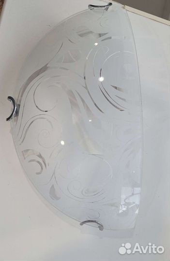 Люстра в прихожую