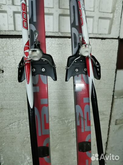 Продаю лыжи с ботинками