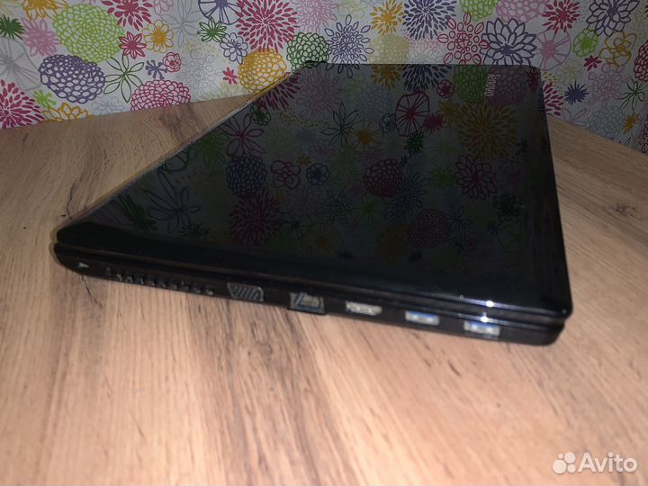 Ноутбук samsung