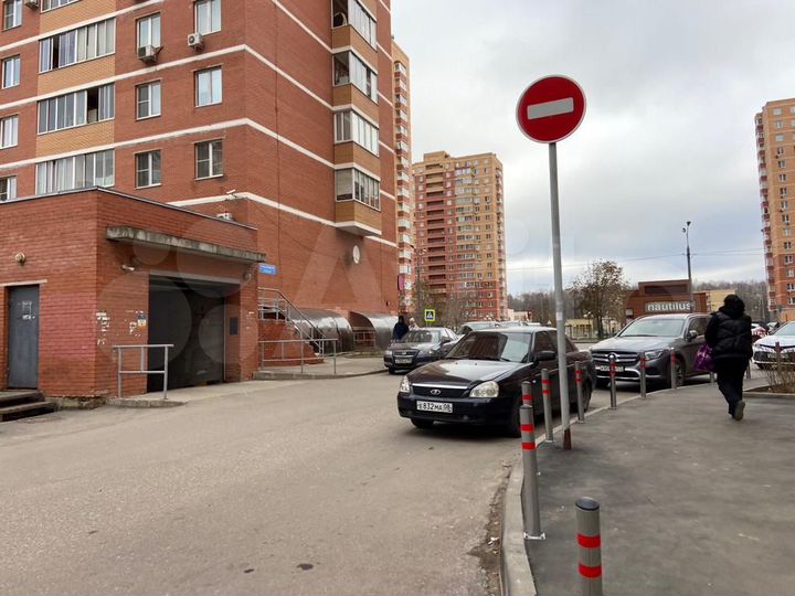 Машиноместо, 14 м²