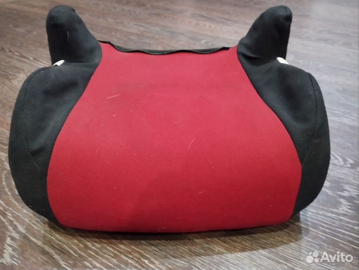 Детский бустер автомобильный