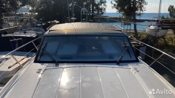 Моторная яхта Princess V40 (2017 г.в. 130 м/ч)