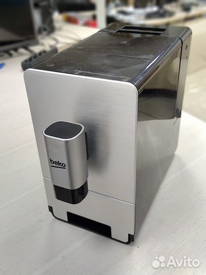 Кофемашина Beko CEG5331X