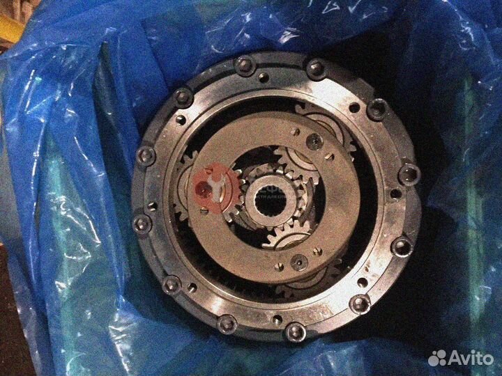 Редуктор поворота Komatsu PC450LC-8 208-26-00210