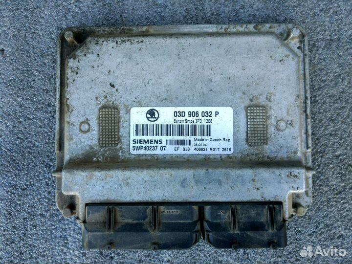 Эбу Шкода Фабия 1 1,2 03D906032P