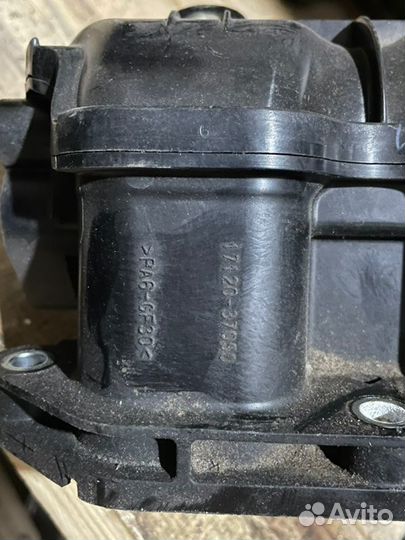 Коллектор впускной Toyota Prius ZVW30 2ZR-FXE