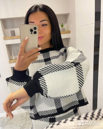 Костюм женский