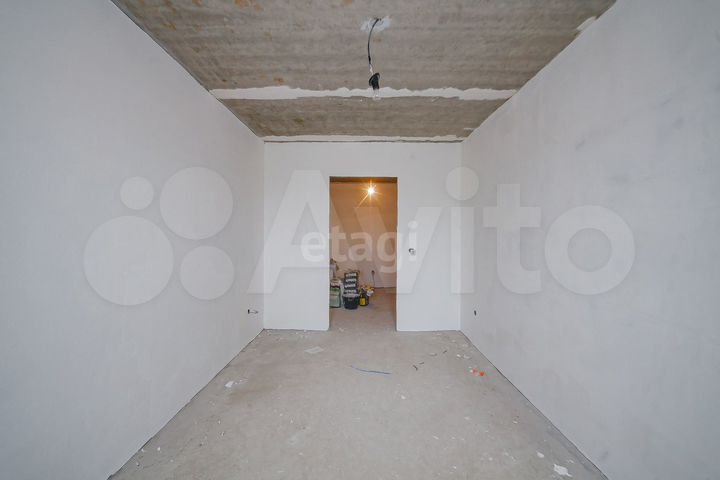 3-к. квартира, 84 м², 1/10 эт.