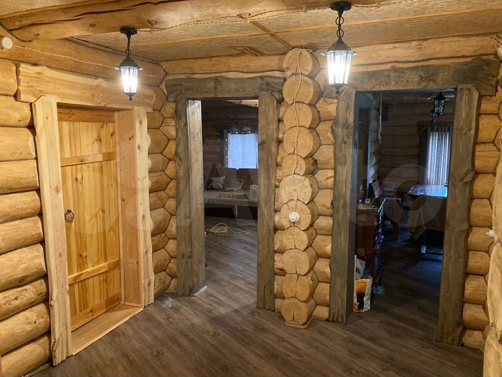 Дом 200 м² на участке 17 сот.