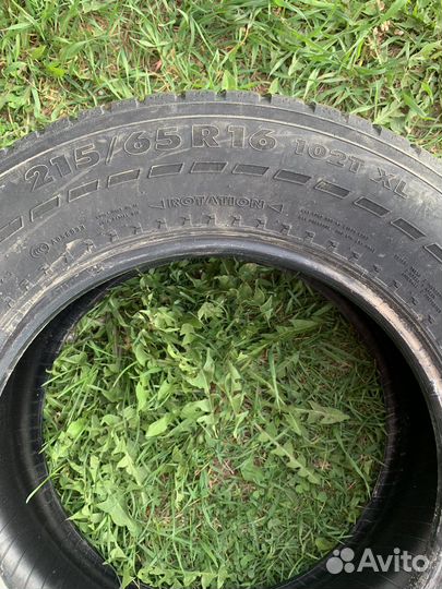 Nokian Tyres Hakkapeliitta 7 SUV 215/65 R16 102T