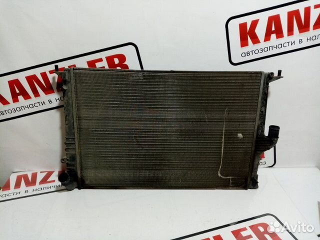 Радиатор охлаждения LADA Largus