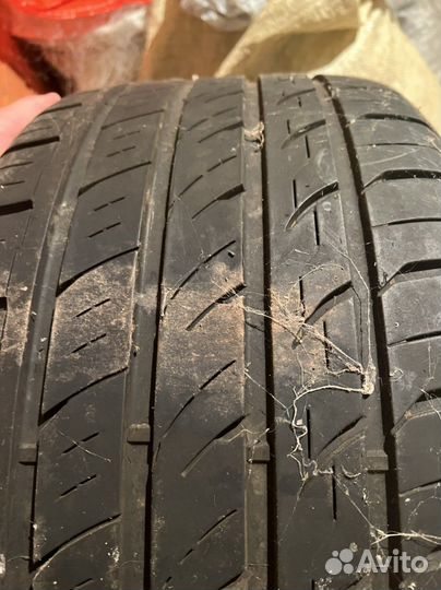 Rapid P609 255/35 R18