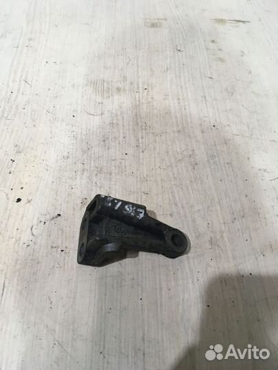 Кронштейн крепление двигателя BMW 3Е 36 Е46 М43