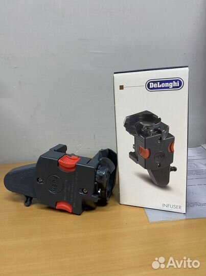 Заварочный блок кофе-машины DeLonghi