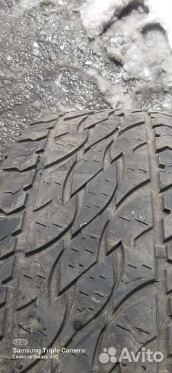 Bridgestone Dueler A/T 265/65 R17
