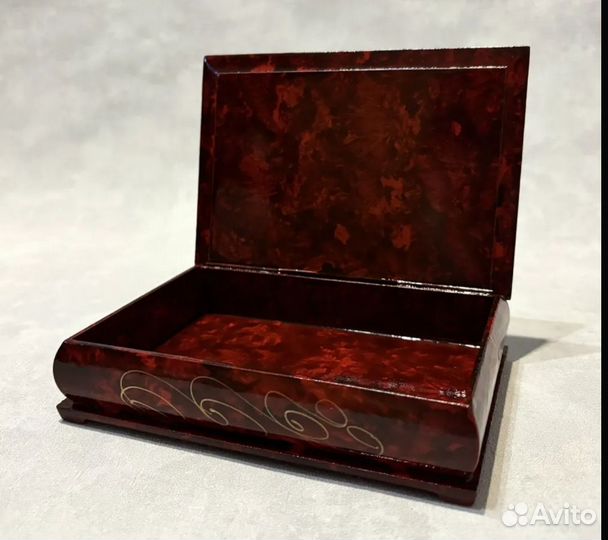 Шкатулка деревянная