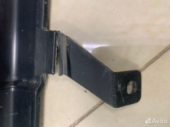 Накладка заднего бампера Mitsubishi Outlander Ii