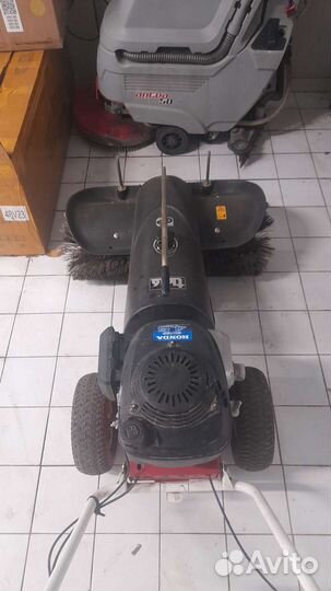 Подметальная машина Tielburger tk36 Honda