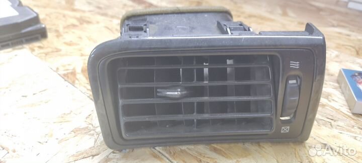 Воздуховод передний правый Toyota Crown jzs 171деф